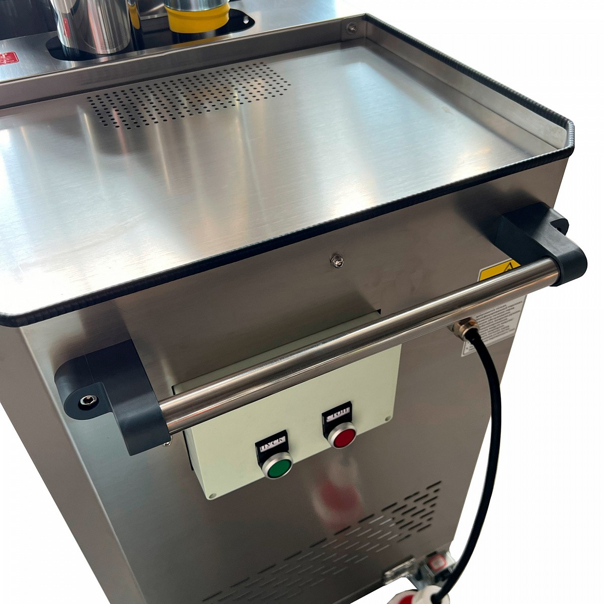 57700_industrialnyy-pylesos-evolin