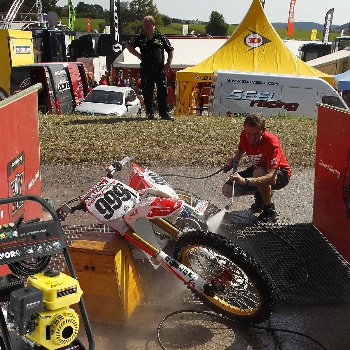 e335e3657342d95210ac6197f2060979