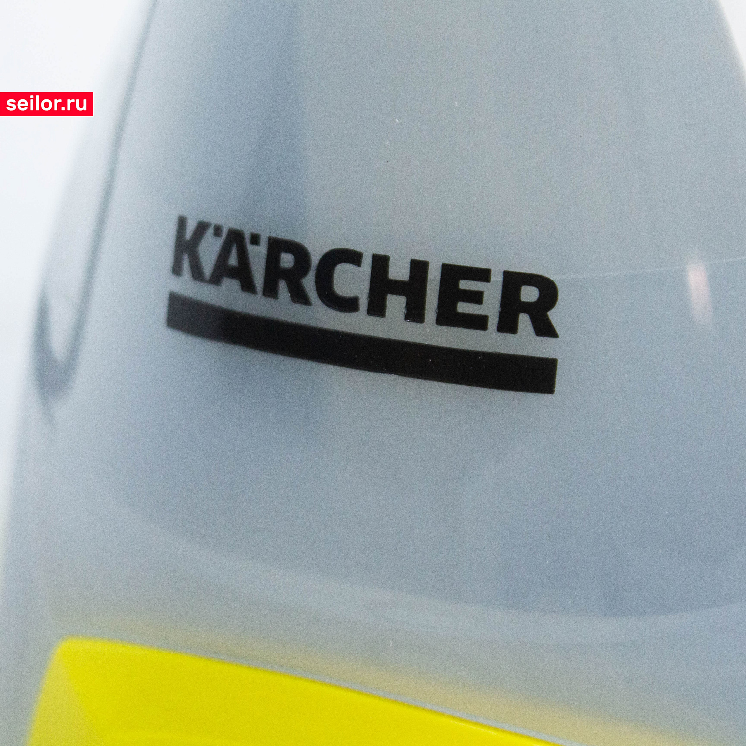 Пароочиститель Karcher SC4. Компактный борец с грязью